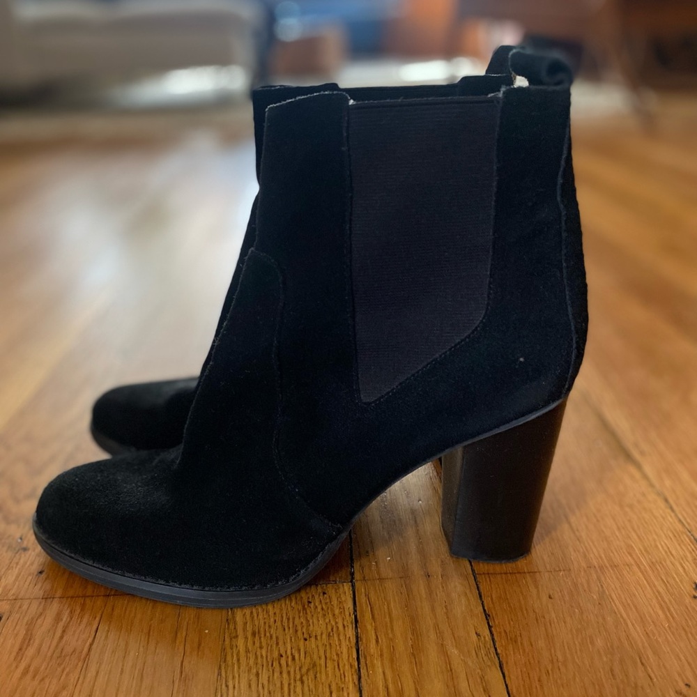 14th & Union suede leather Chelsea boots